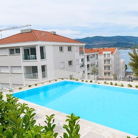 Malo More Resort Trogir Exterior foto